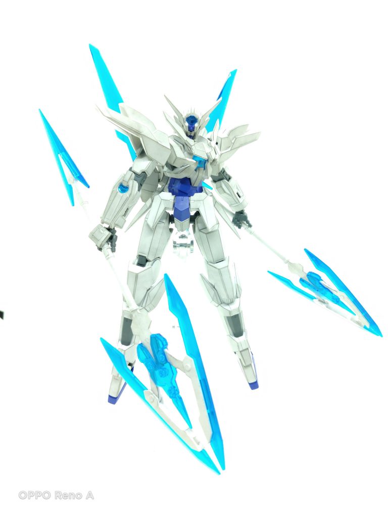 トランジェントガンダム–3枚目/制作者：かえる