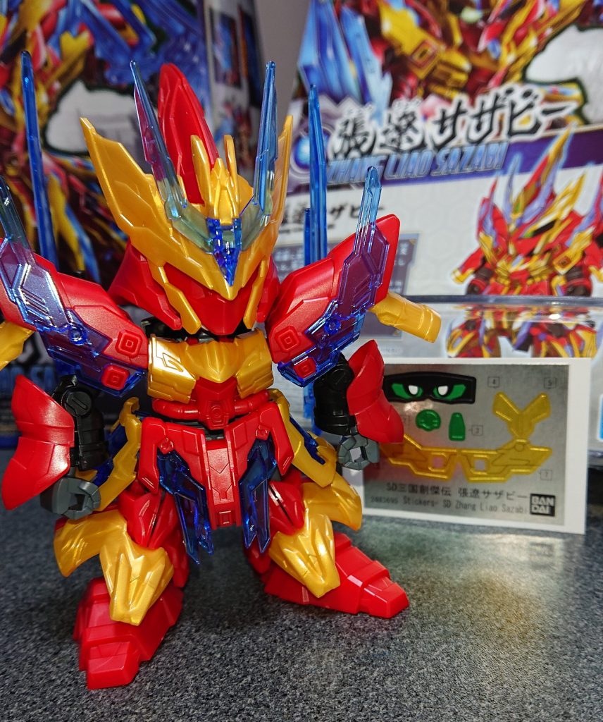 パチ組だとかなり色分けが甘かったです。シールは目の部分だけ使用しました。