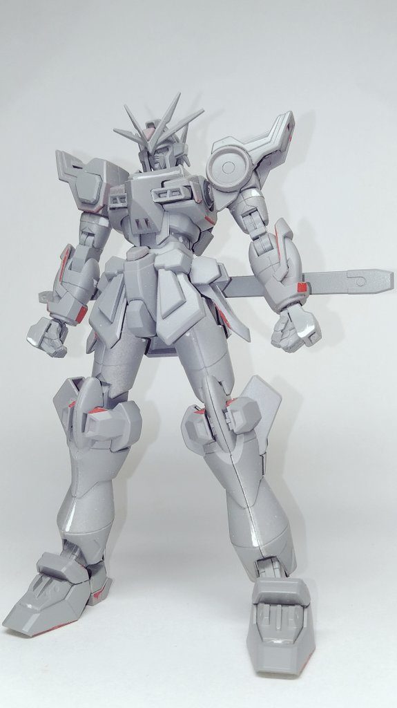 サフ吹いたときの画像しかのこってませんでした
調色は全体にメタリック混ぜて派手になるようにしました