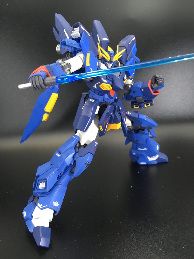 ヤツを切り裂けッ！サークルザンバー！！