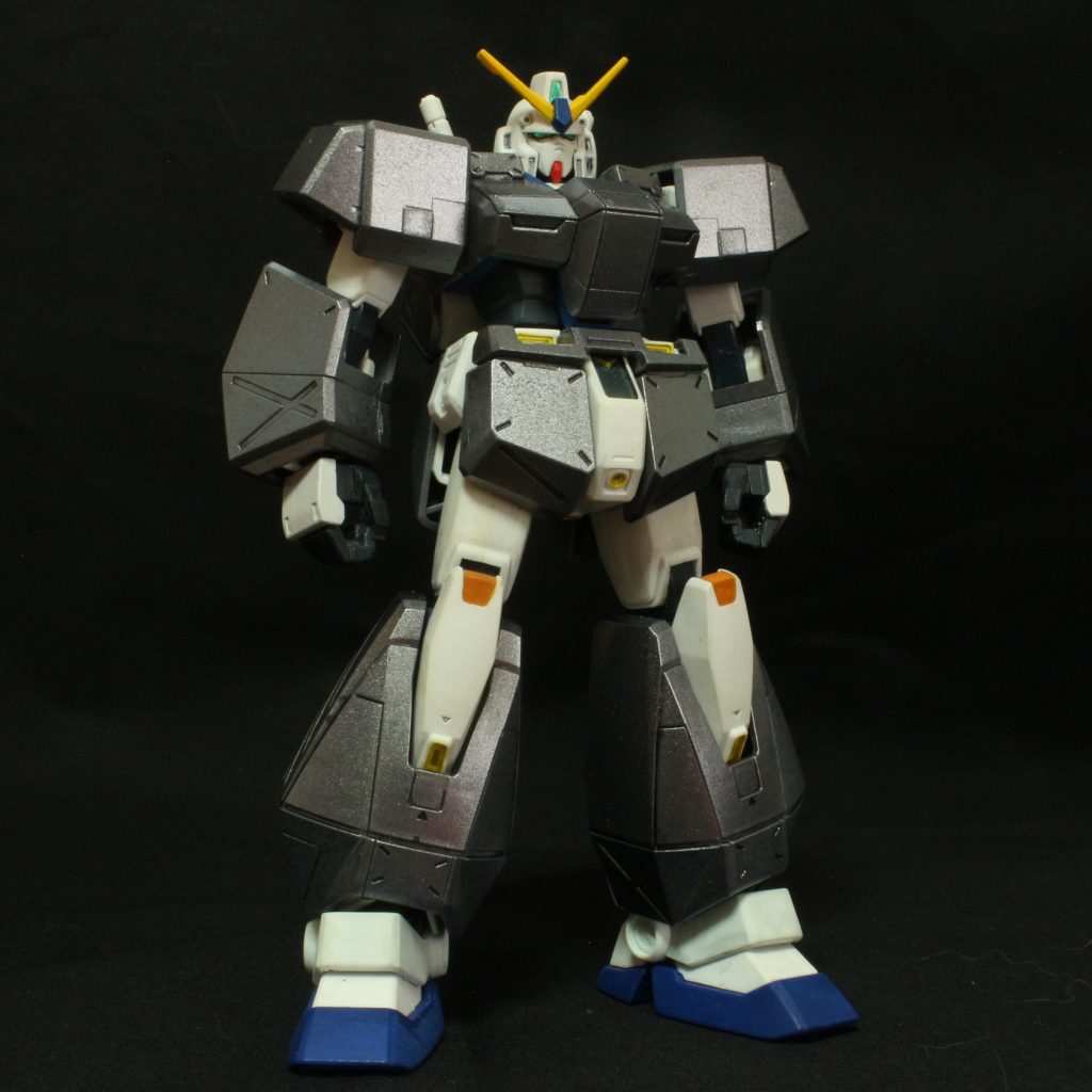 ハンドパーツを替えてあります。