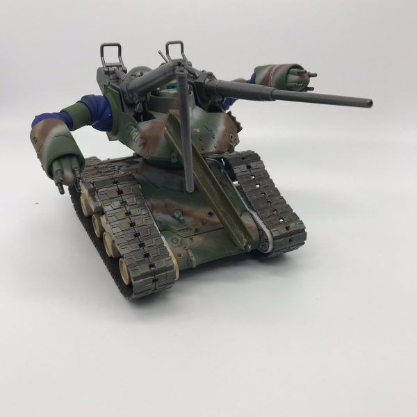 ガンタンク初期型、市街戦ダメージ表現