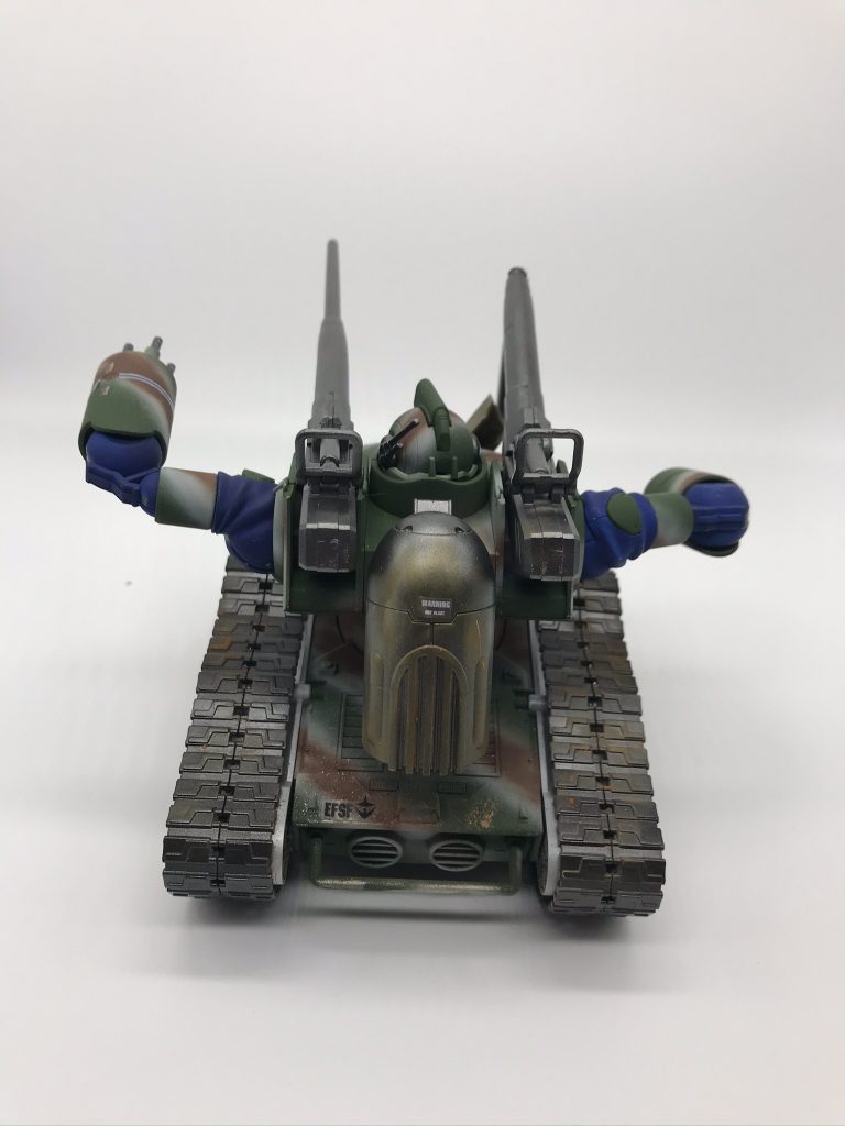 後ろはこんな感じ(ちょいと寂しめ)