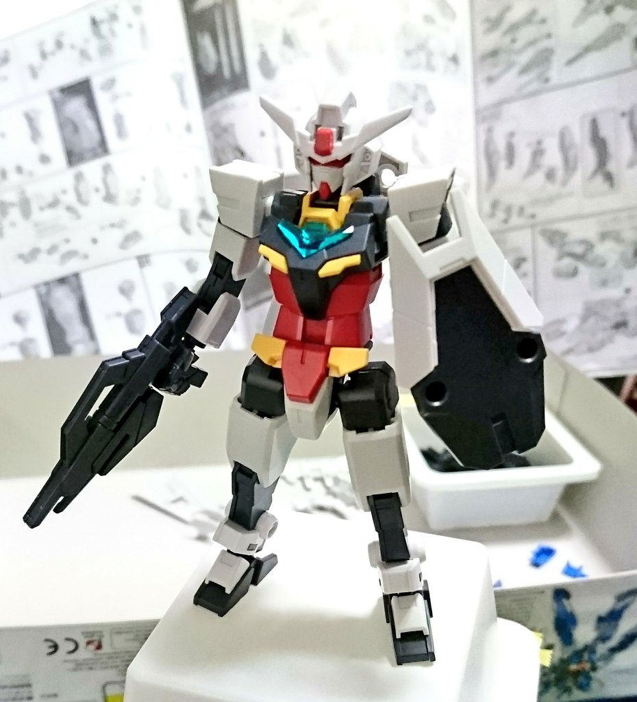 使用キットその１『コアガンダム』
アースリィアーマーはそれ自体で一品作ろうと思っているので、今回は使用していません。
アンテナの型取りに使ったくらいかな。