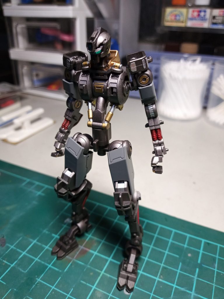 内部フレームも塗装しました