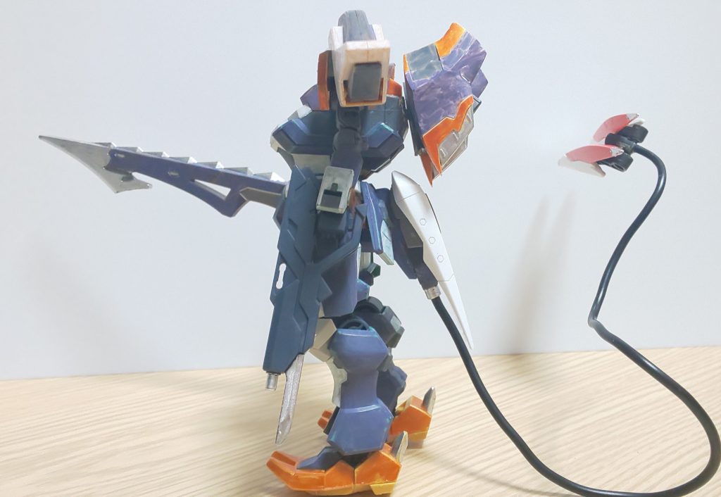 横から見ると別物ですね

ハシュマルのパーツは背部に固めてます

語ることは以上ですね

設定？なにそれ、美味しいの？(なんも考えてない)


それでは、アクション！