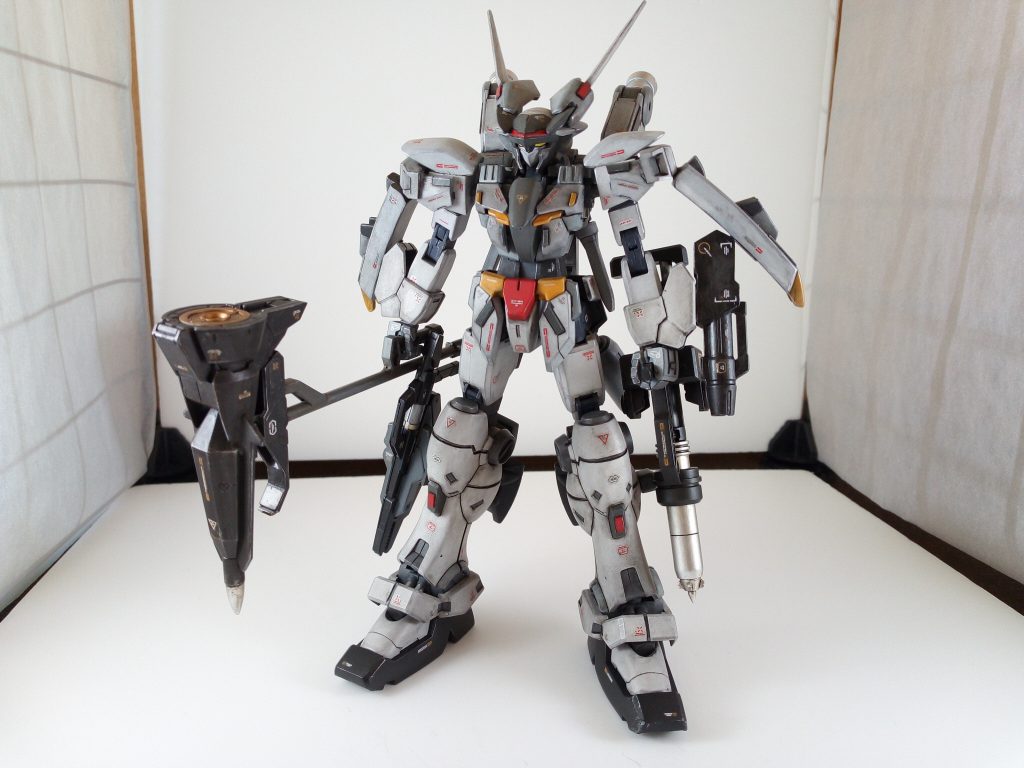 旧キットのステイメンの脚や旧キットスペリオルの肩サイドスタビ、今までので貯まったジャンクパーツを多く消費して作成出来ました。エコ!