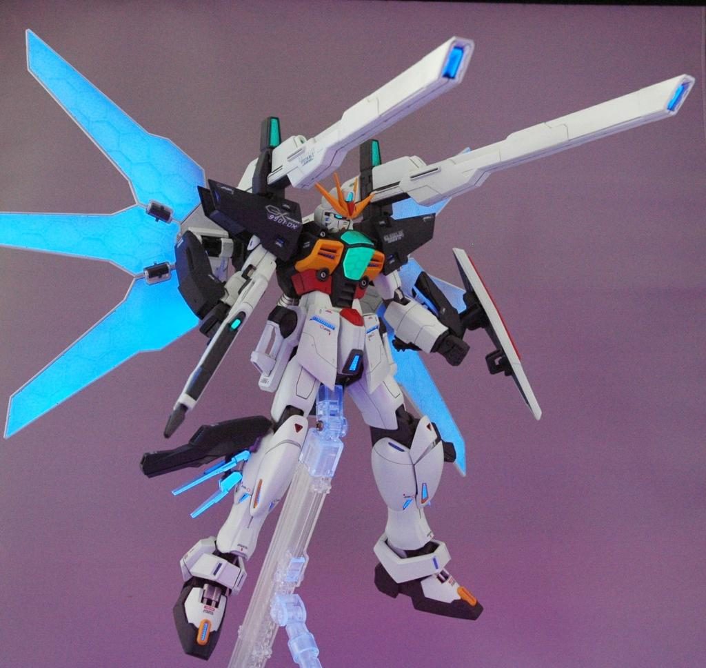 ガンダムDX–4枚目/制作者：@reinforceains