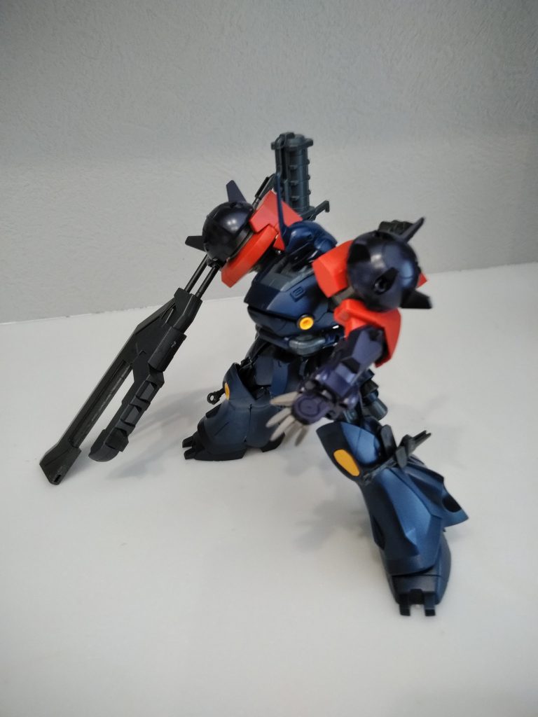 グロウスバイル・O
試作グロウスバイル。大型刃。