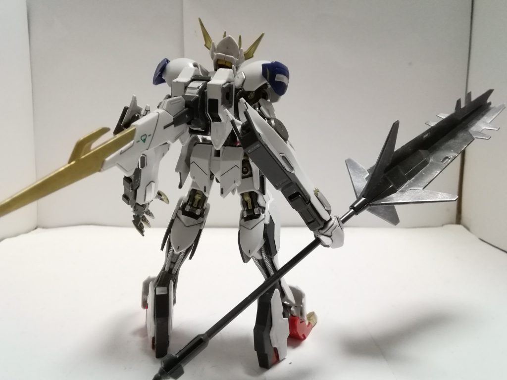 ここからはルプスレクスですまずは前後
脚回りはルプスとほとんどの同じはずなのに印象全然ちがうんですよね
力強さがすごい