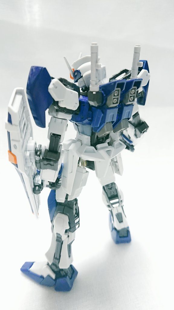 背面。

バックパックはストライクの接続を活かしています