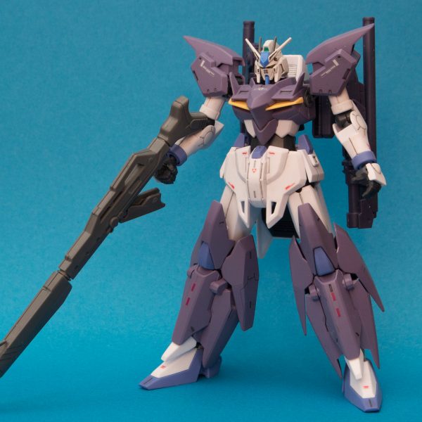 ガンダムテルティウム(Hi-Νガンダム頭)
