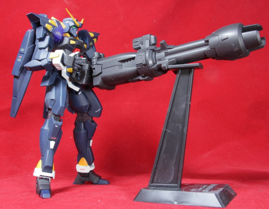 ガンダムならざる者–4枚目/制作者：moubook