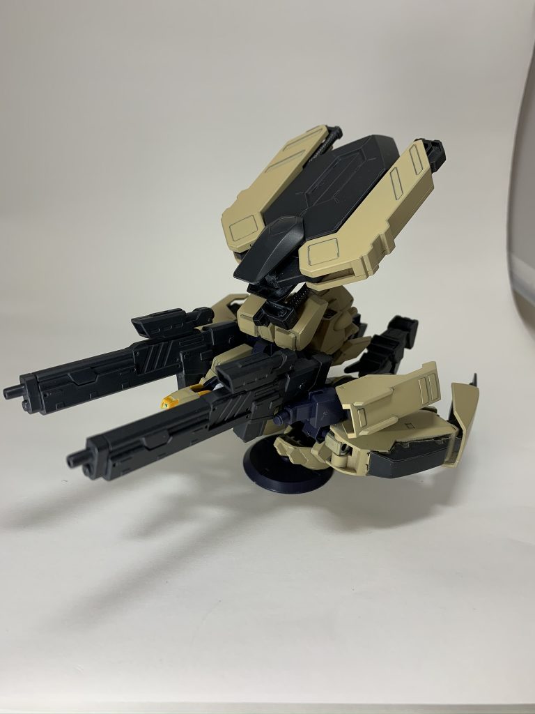 ユピテルアーマー。ゴツいイメージ。