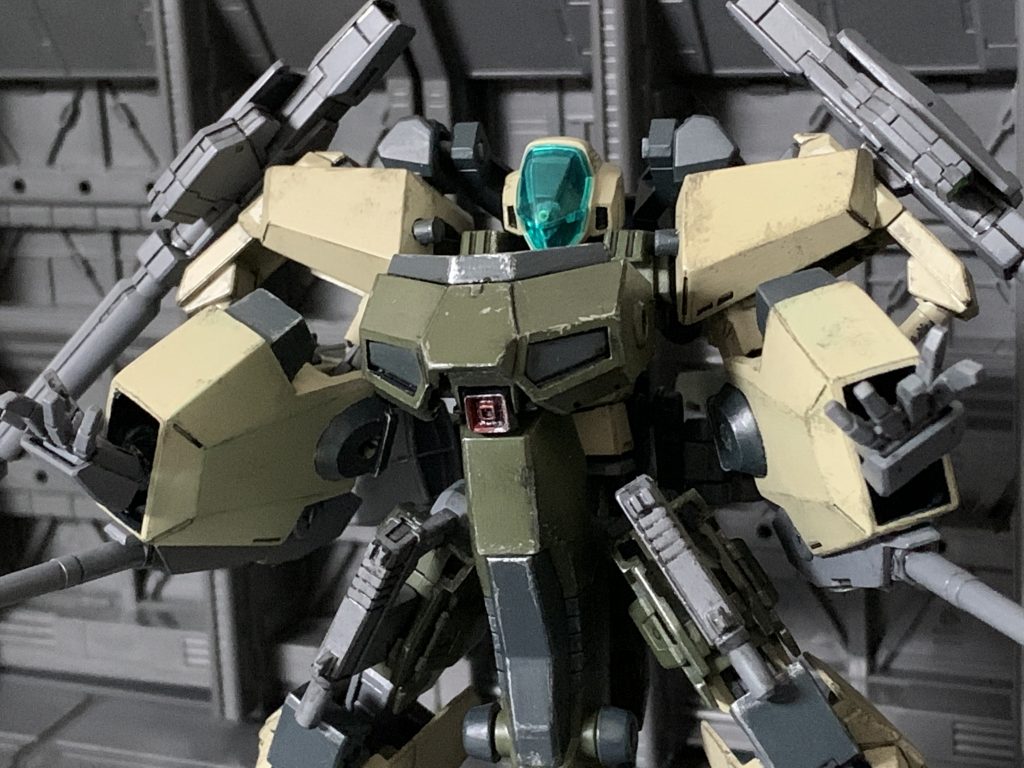 二機分のジェネレータをフル稼働させることで必殺技であるハイメガキャノンが使用可能となる。
ZZガンダムのように使用後にパワーダウンを起こしたりはしないが使用は一回の戦闘で一発のみである。