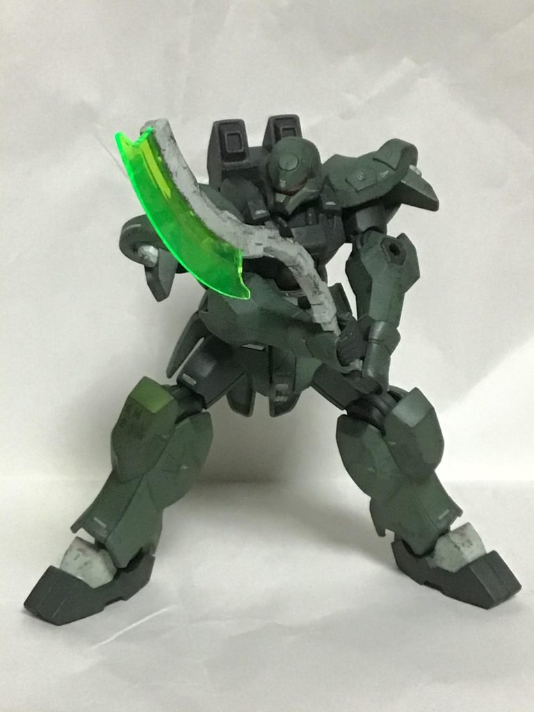 ビームアックスはどう持たせるのがカッコイイのかよく分かりません。。