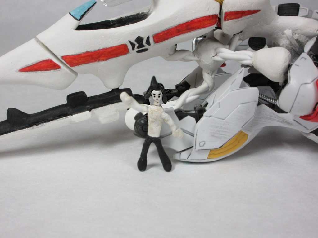 可動式パイロットフィギュア三日月君。
「俺と契約して鉄華団になってよ!」
