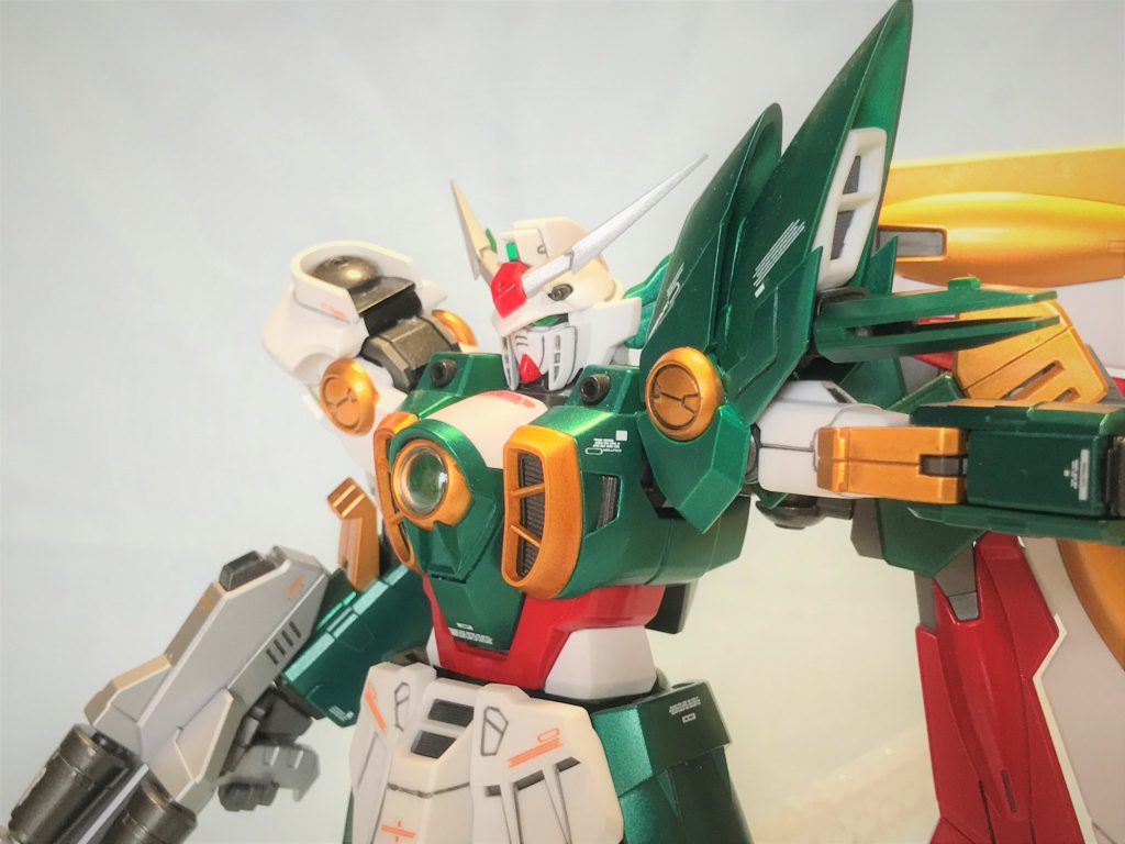 アップで一枚。
頭部のダメージ表現は敢えて無しにしました。だって。こっちの方がカッコいいですもん(笑)