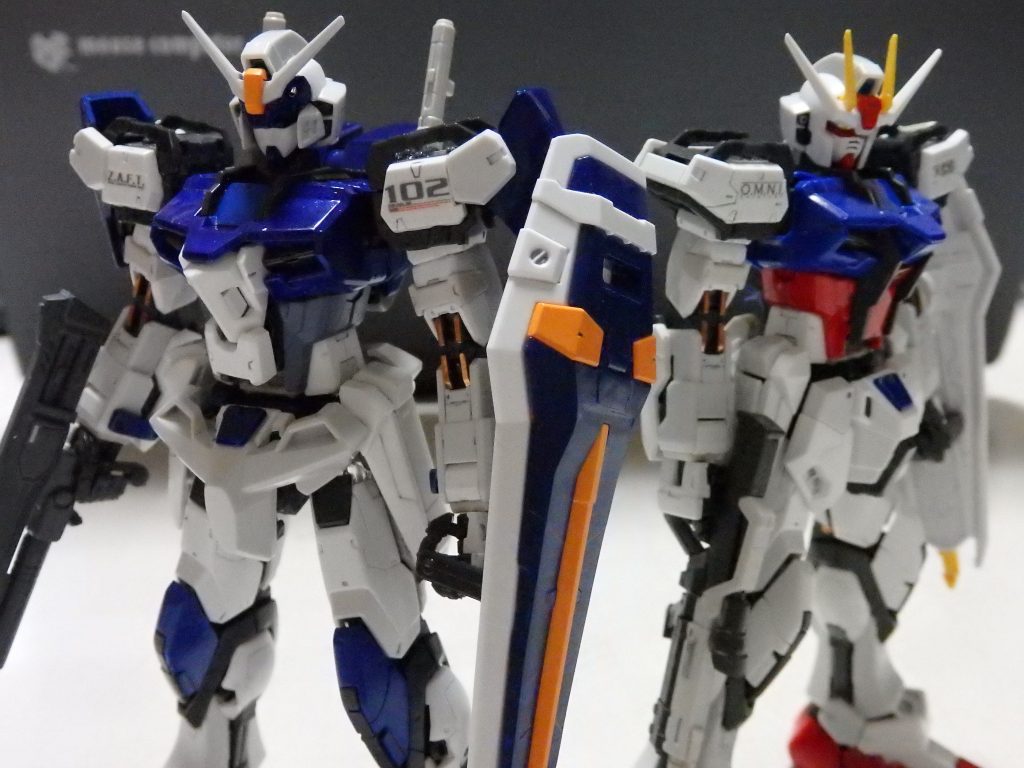 ストライクと一緒に