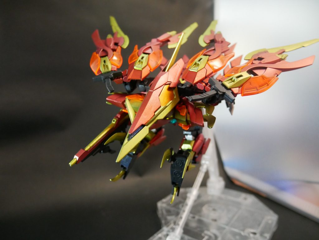 サウザンガンダム–6枚目/制作者:玄龍斎