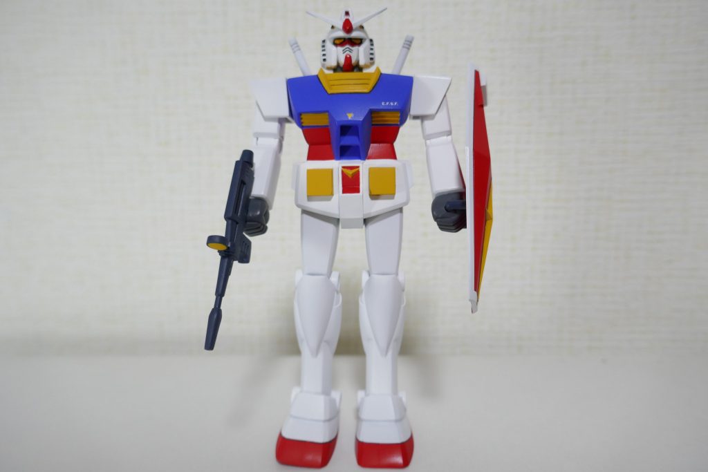 このなで肩がたまらん!