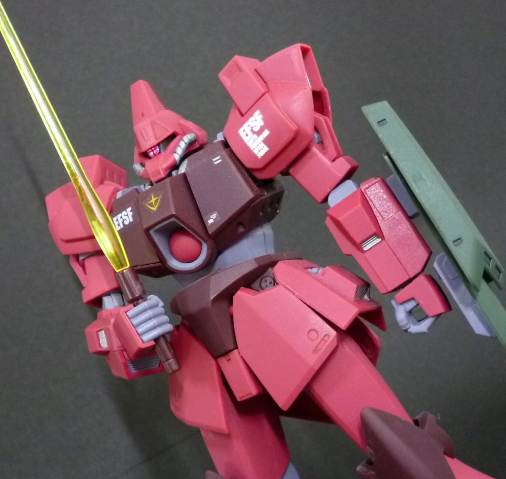 騎士風ポーズもきまります。