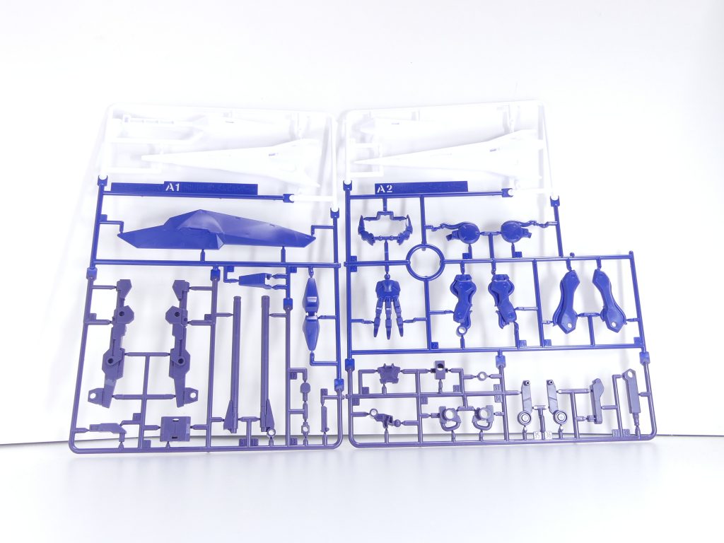 ランナー。青以外はKPS。入っているパーツとしてはゼルトザーム付属のものと全く同じ。余剰パーツもありません。