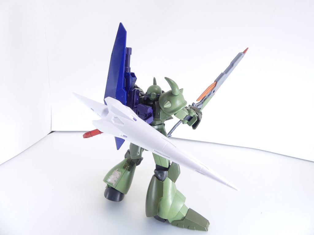 キルシュ「あれ?普通に付いたぞ」・・・付きました。動力パイプがなければなんとか接続できそうです。