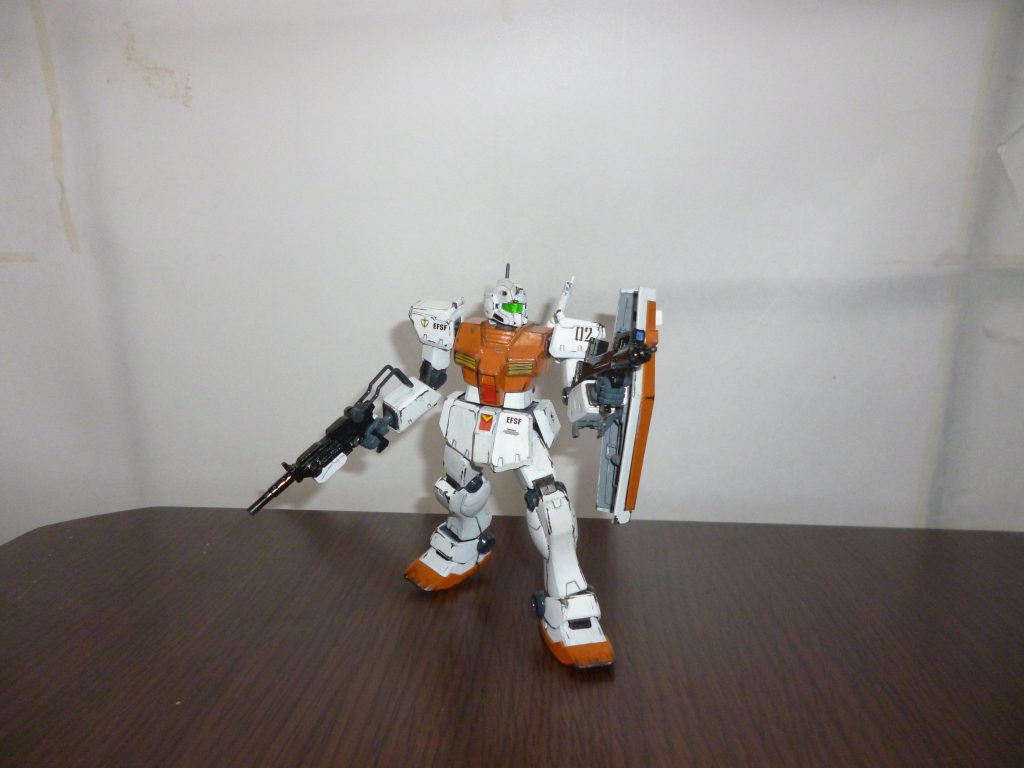 100mmマシンガン&ブルパップ・マシンガン装備です。
地上戦なら、実はこの組み合わせが一番あり得たのではないでしょうか?