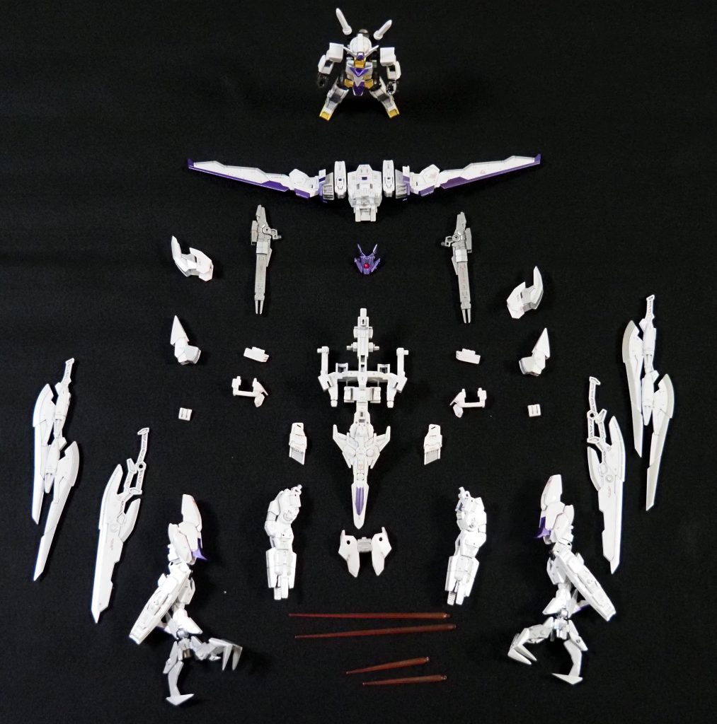 コアガンダムとアーマーの全体です。