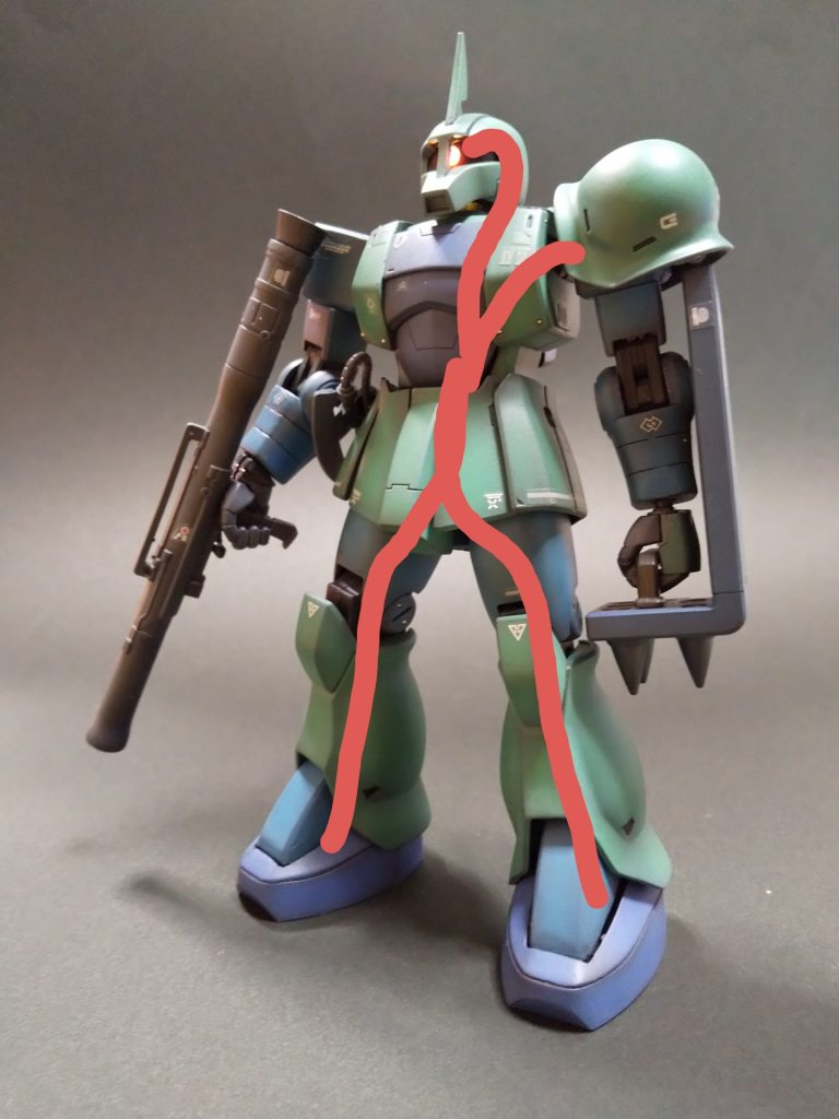 配線は全てパーツの内側を取り回しました。赤のラインでパーツ内側を通っています。
関節などはキット本来の可動域を確保しました。
チョイ本気モードです。