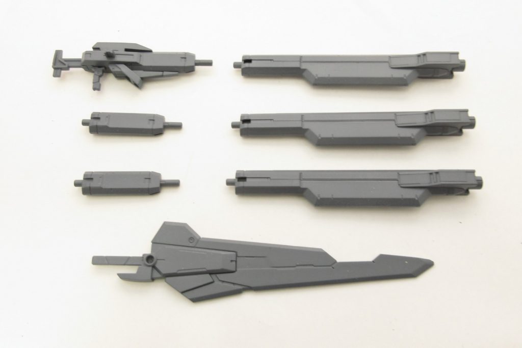 メインの武装は、ジンクスⅣと手持ちにあった24thセンチュリーウエポンズ、計三門ずつのバレルとバスターソードになります。
