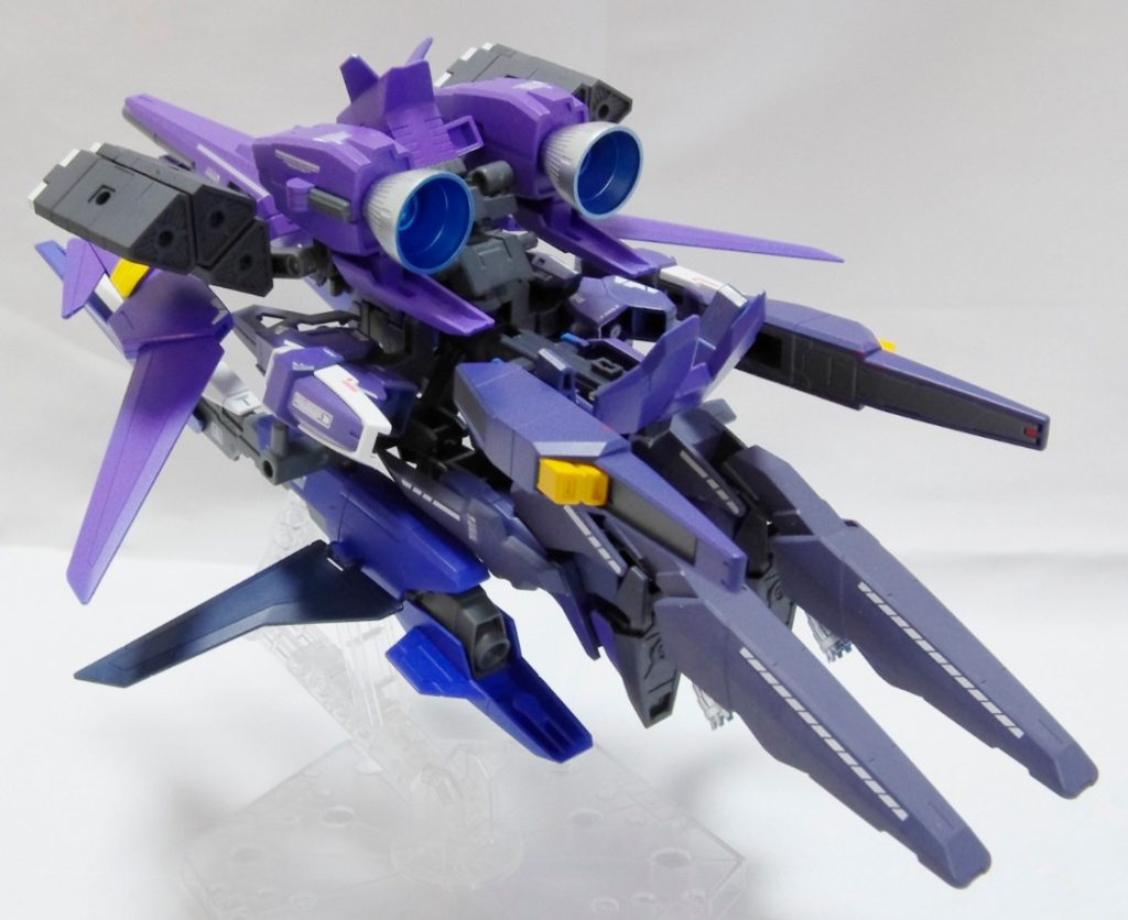 [サターンアーマー/バスターユニット全貌]
ミキシングしすぎて腰アーマー、脚アーマーが付けれなくなってしまい、急遽アーマー基礎部分を買い足して接着増設しました💦