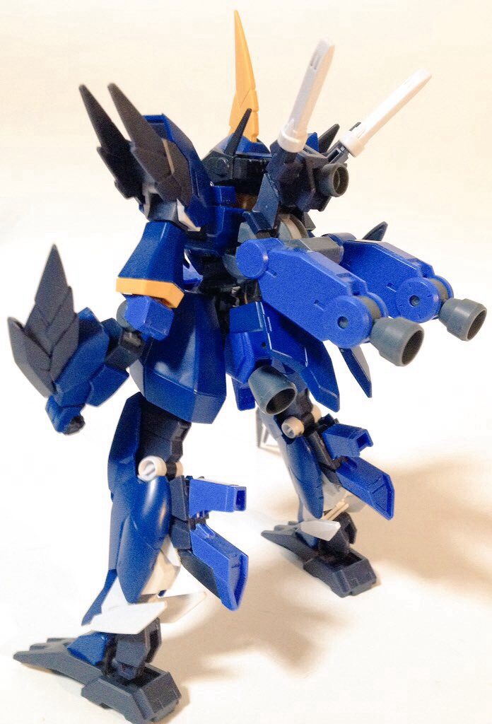 メルクワンユニットは
うちのコアバーザムに似合うだろうなぁ、って
ぴったりでした。


火星もオレ達ティターンズのもの…