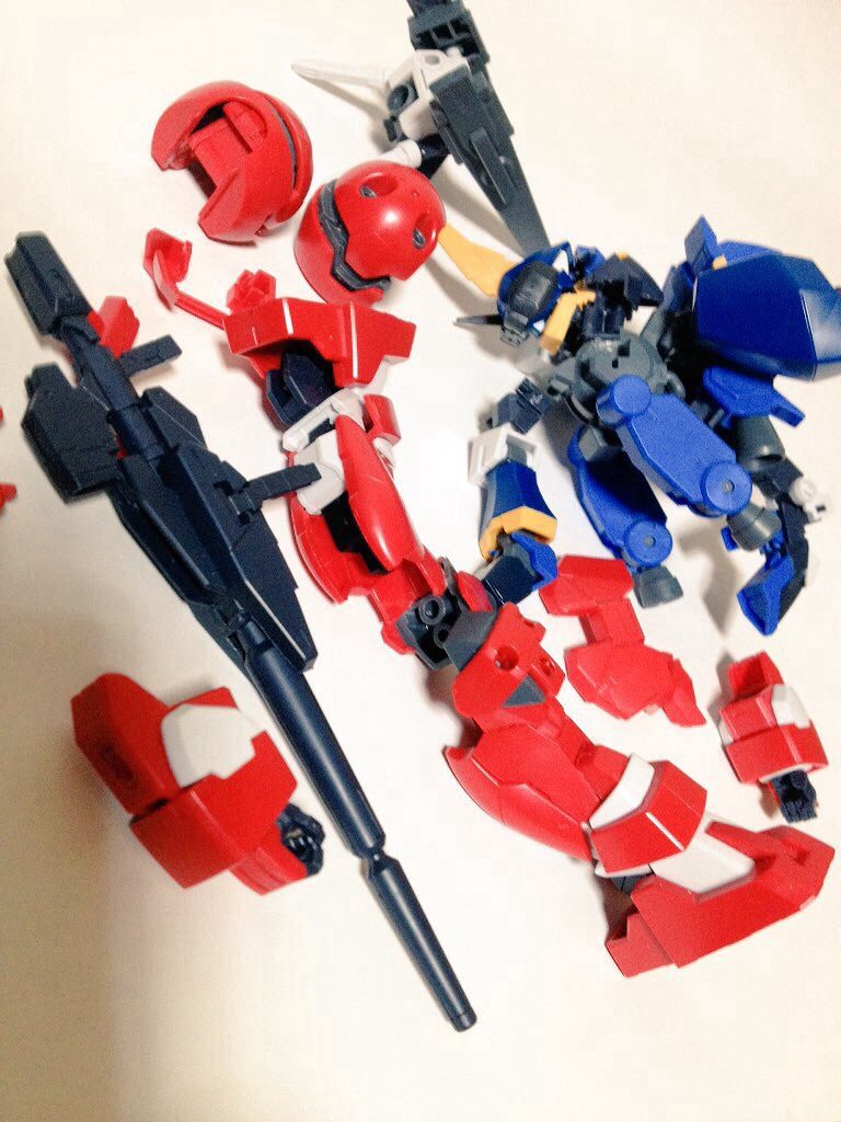 …になる予定でしたが、ここでコアバーザムがリタイア！
プラネッツシステム一通りファッションショーといこうとしましたが、断念。
よくこんな構造で、激しいぶんどどに耐えてきてくれた。ありがとうコアバーザム！