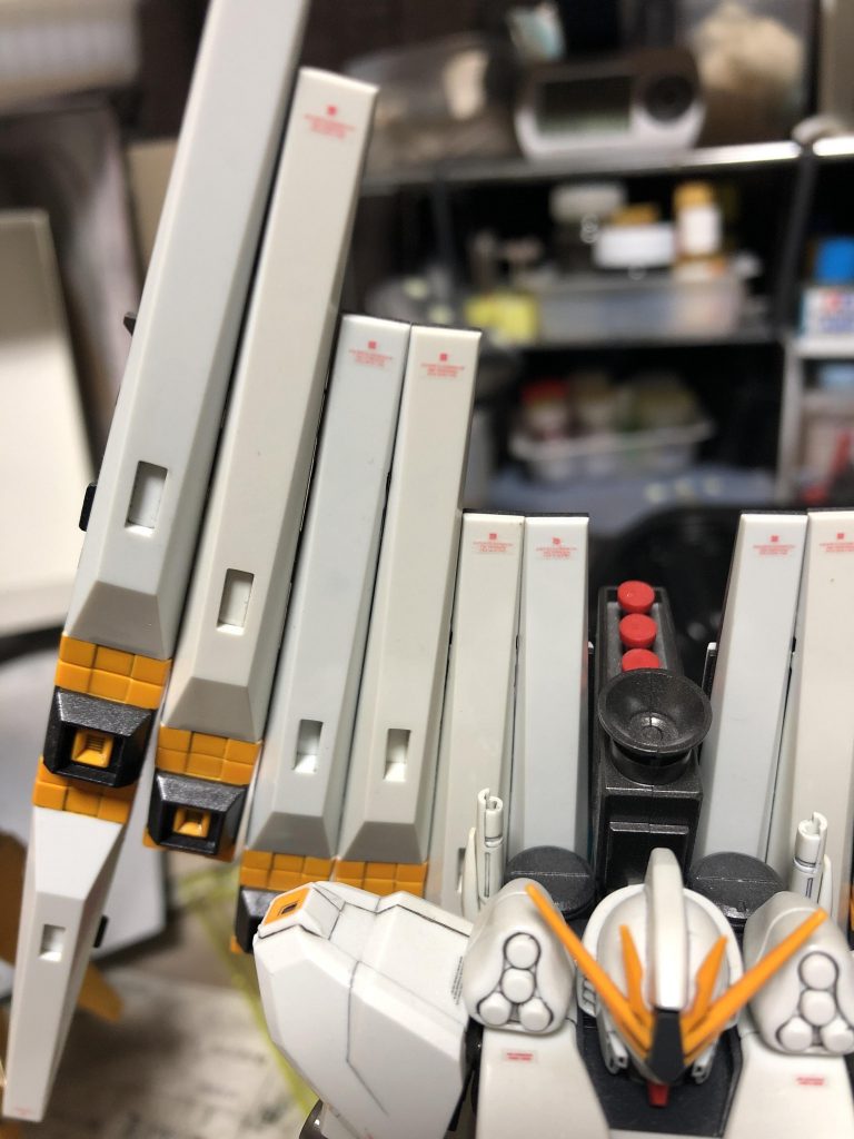 先程述べた整形色の違い