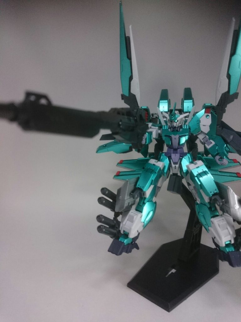 ガディアスビームライフル
ヴィートルーガンダム/HWSの主力武装