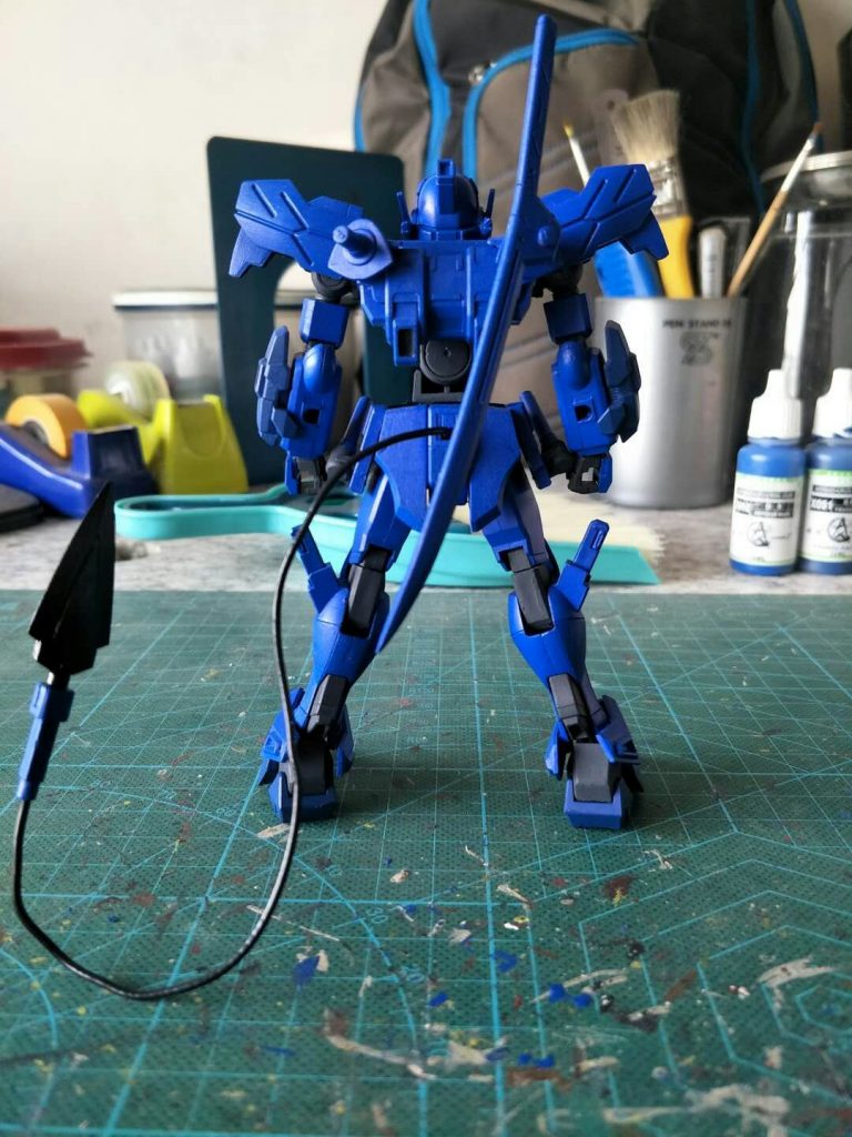 尾を付けることは子供時のひらめき、あれ以来自分の専用機が必ず尾を付ける= =