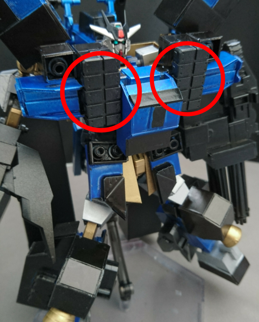 武装4 小型ミサイルポット
◯部分に2つ装備しています。
※同じ写真ですみません(´・ω・`)