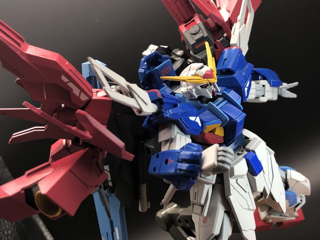 最初はYouTubeでダブルオースカイを使うシンを見て、もしシン・アスカがダブルオースカイを使う妄想で作りたいと思ってましたがミキシングし過ぎてバックパックは別物になってしましました(￣▽￣;)