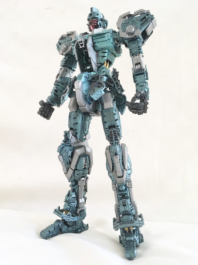 内部フレームはサイコフレーム風にメタリックグリーンで塗装