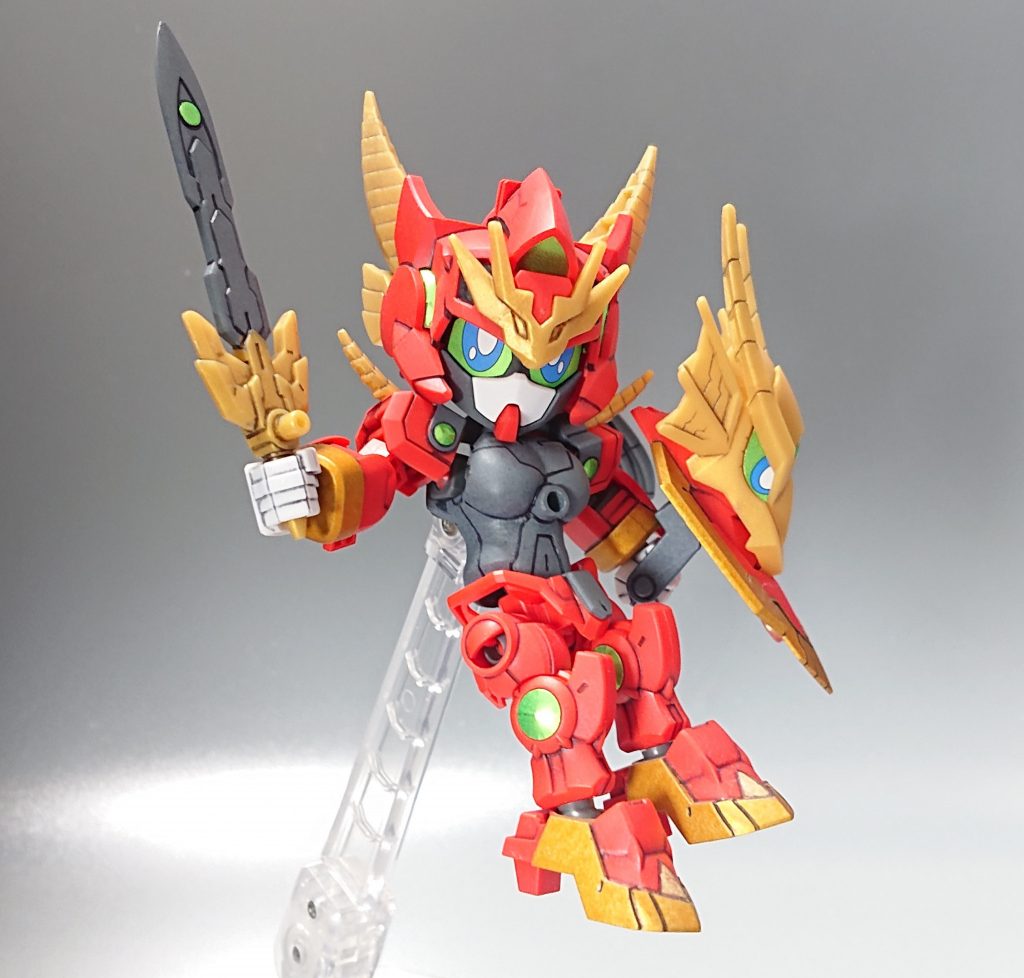 首と腰の二箇所に、ボールデンのボールジョイントを追加してあるので、可動域が増え表情が増えました。