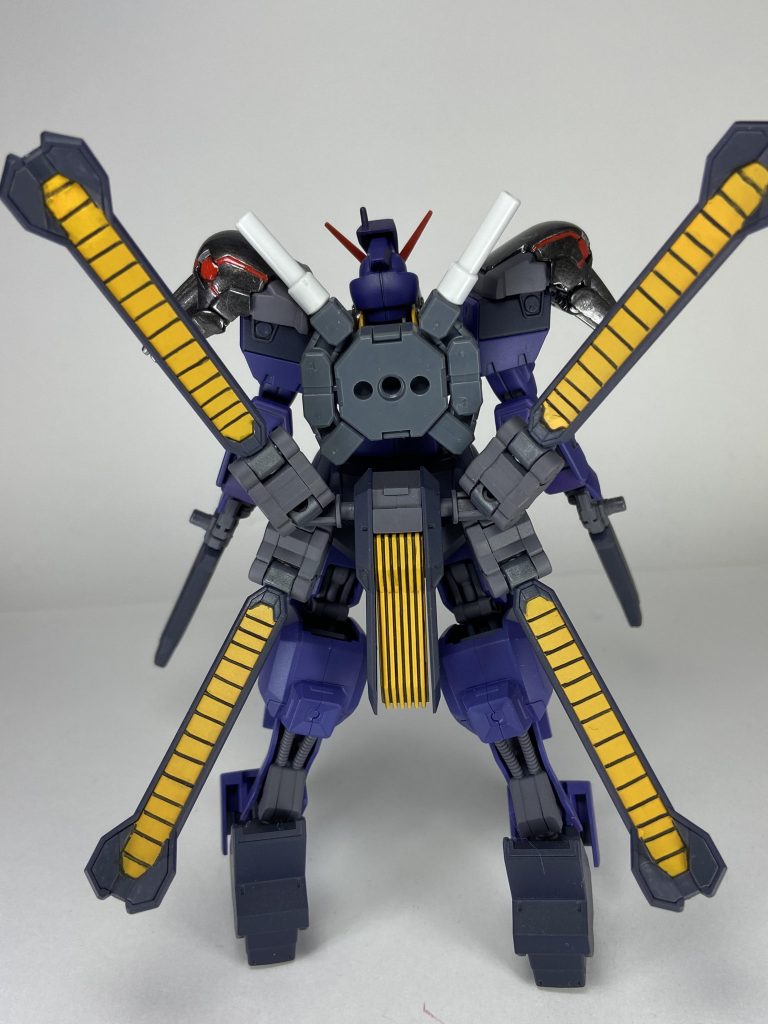 スラスター展開。ここはぐりぐり動かして大丈夫な場所です…