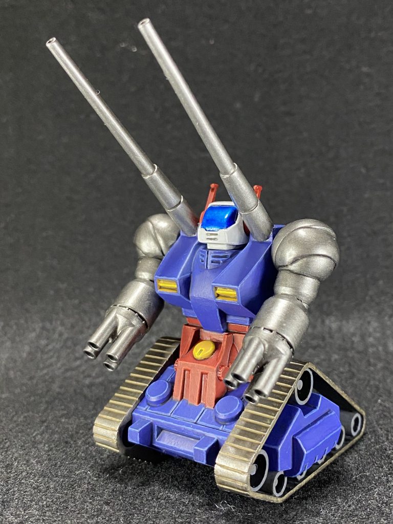 腕の取り付け位置を少し上に上げました(旧キット定番工作)。