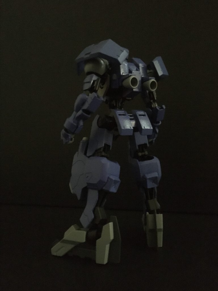 武装:
AELベイオネット
AEL試作高振動マチェット