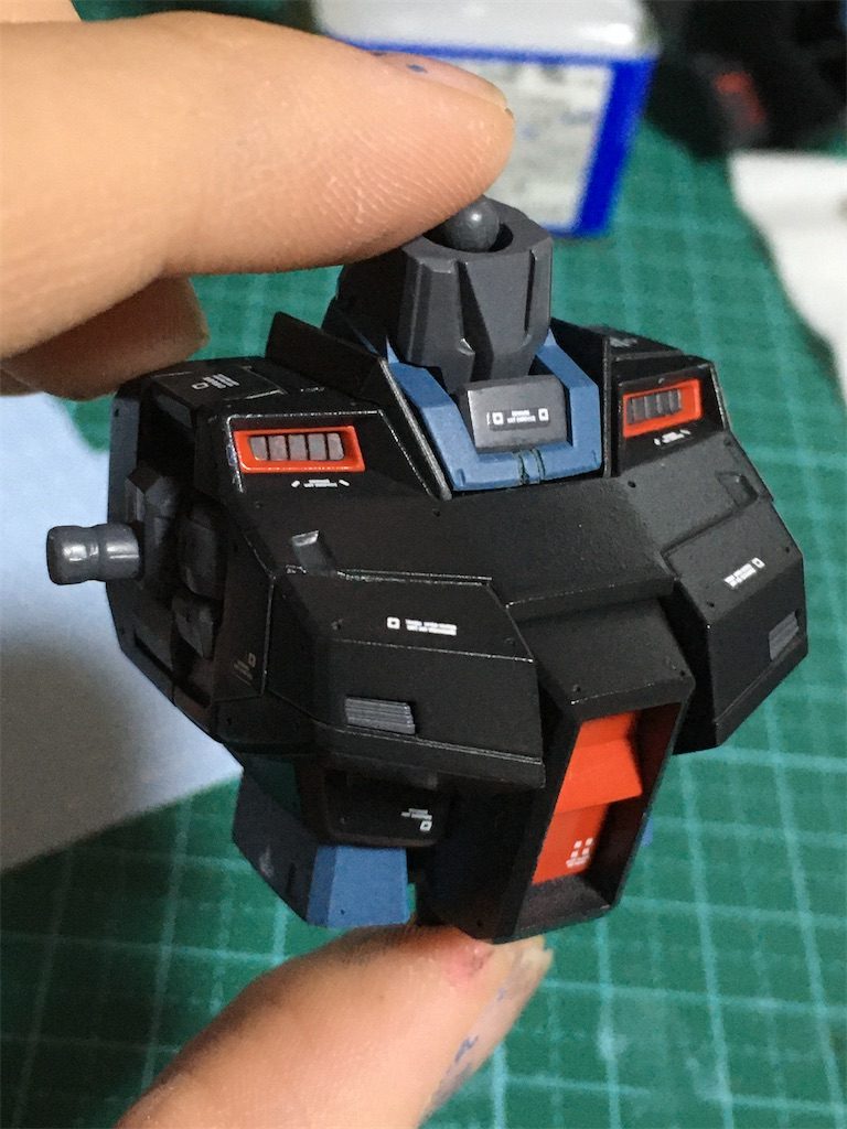 そしてデカール。
RBコーションデカールです。
以下使った塗料です。
フレーム:メカサフヘヴィ(G)
外装下地:グレーサフ1000(C)
青外装:ミディアムブルー(C)
黒外装:ミッドナイトブルー(C)
赤外装等:シャインレッド(C)
バーニア:Ex-シルバー(G)
シールド裏:MSファントムグレー(C)