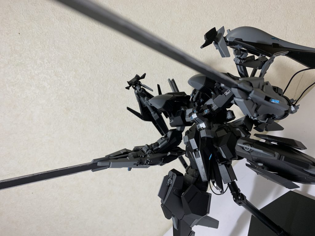 RX-124  ガンダムTR-0『フリス』–4枚目/制作者：雪無