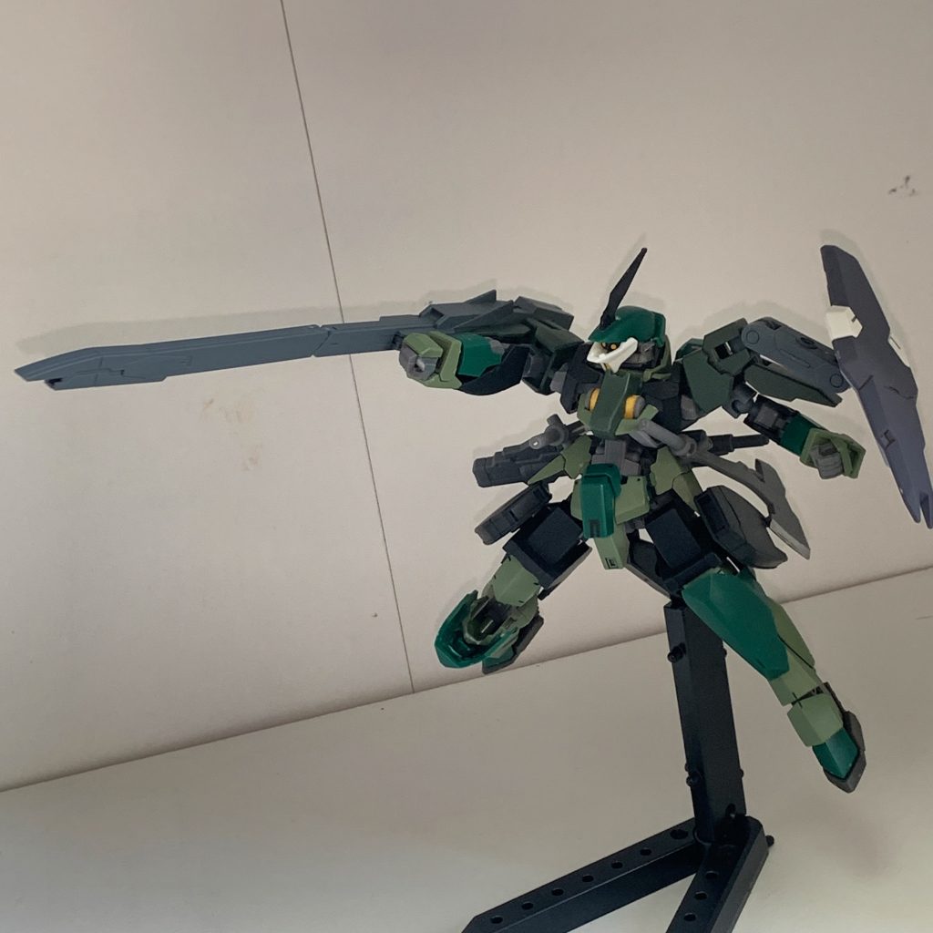 腕部固定式長射程レールガン