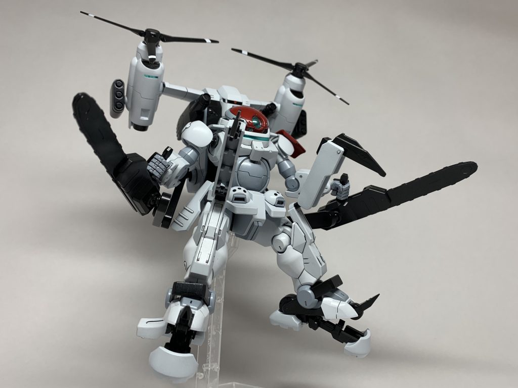 シザークロウ&チェーンソー
ティルトローターパックのアームは伸ばせるようにしています。