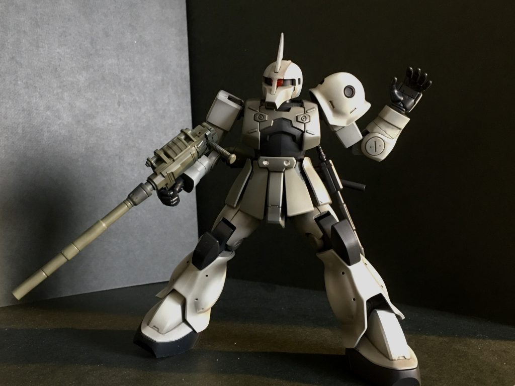 マゼラトップ砲はガルマザクから拝借したものです。本当は、砲身を長くしたかったです。